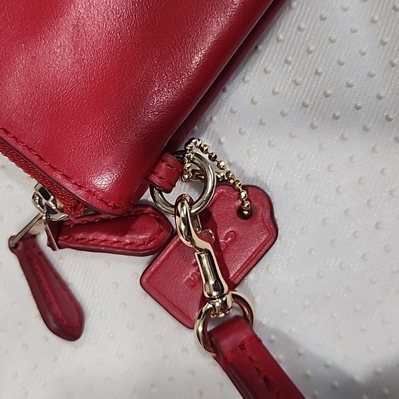 Coach Doble Zipper Red Soft Leather Wristlet . - Picture 15 of 15